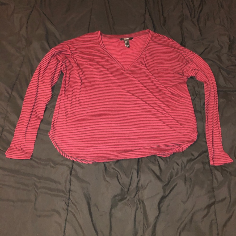 Long sleeve V neck